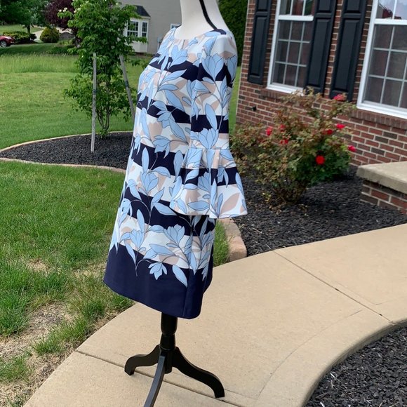 Vince Camuto Crepe Knit Bell Sleeve Dress - Picture 9 of 15